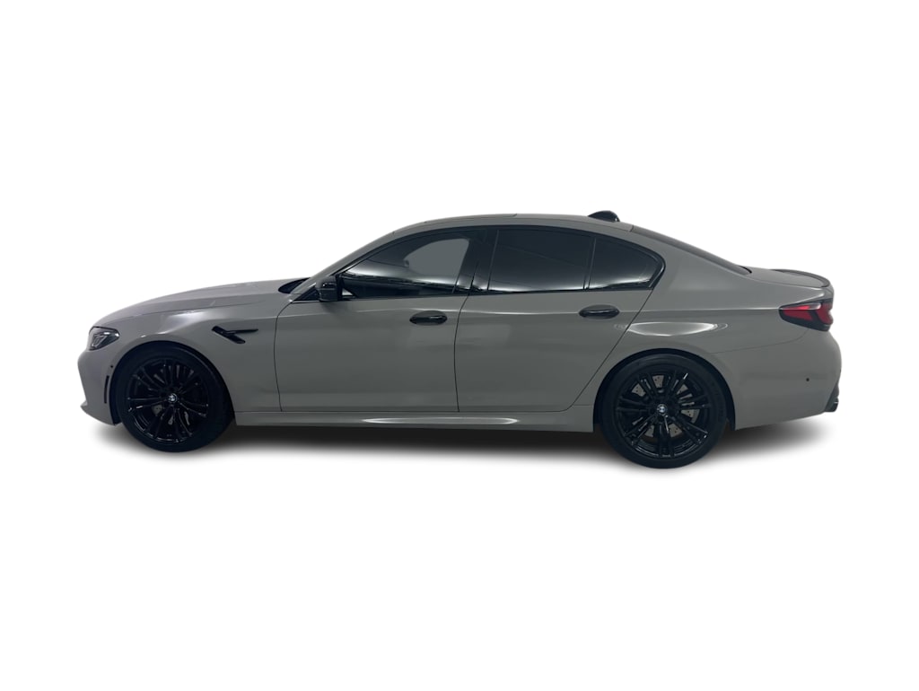 Thumbnail: 2023 BMW M5 - 3
