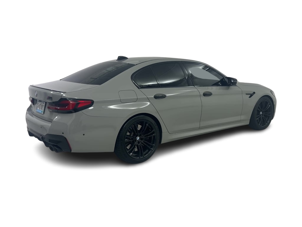Thumbnail: 2023 BMW M5 - 16