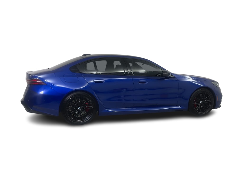 Thumbnail: 2026 BMW M5 - 18