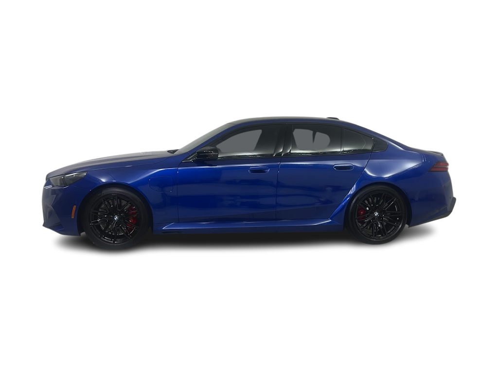 Thumbnail: 2026 BMW M5 - 16