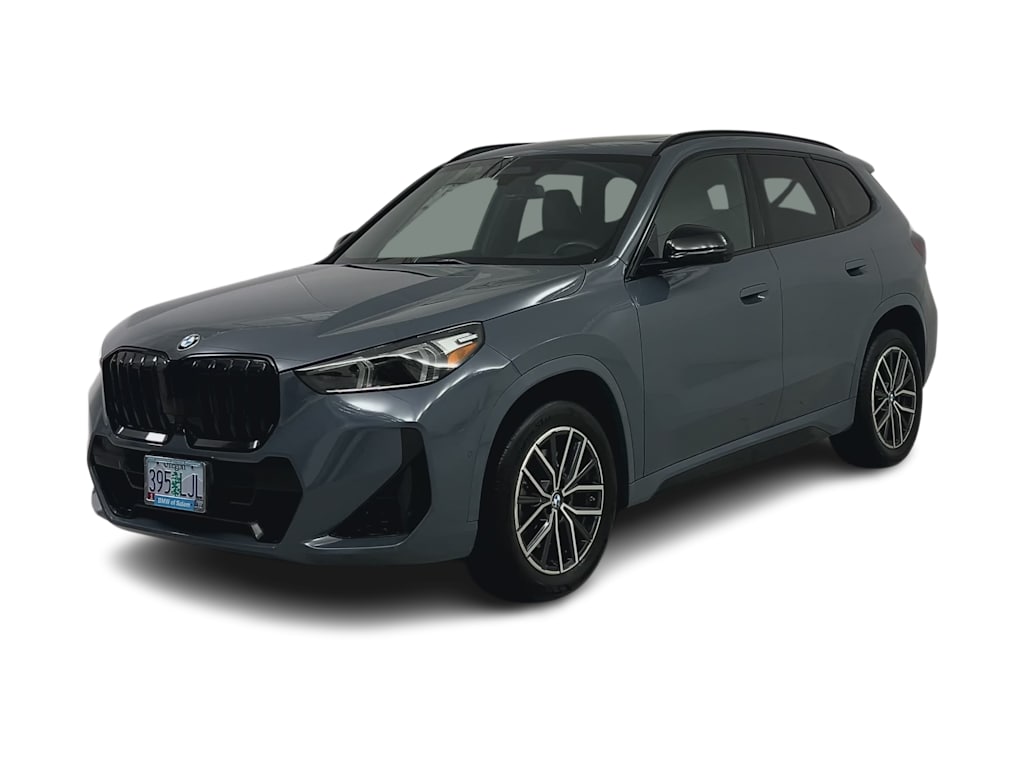 Thumbnail: 2023 BMW X1 - 17