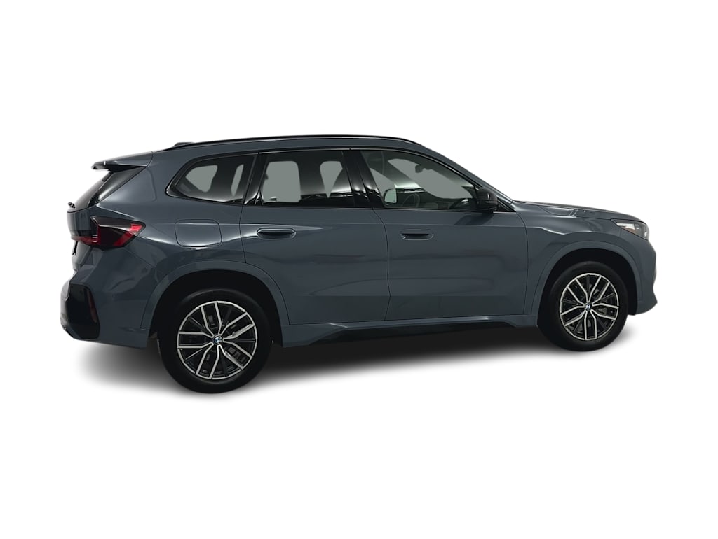 Thumbnail: 2023 BMW X1 - 19