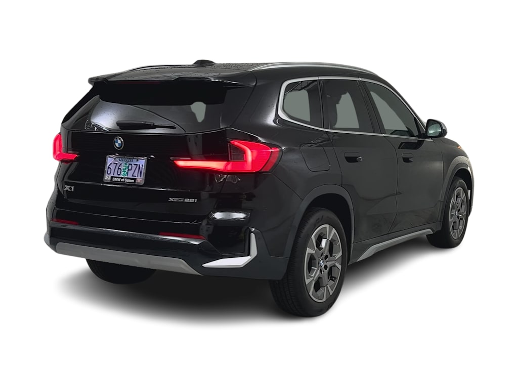 Thumbnail: 2024 BMW X1 - 22
