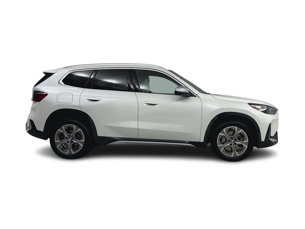 Thumbnail: 2024 BMW X1 - 17