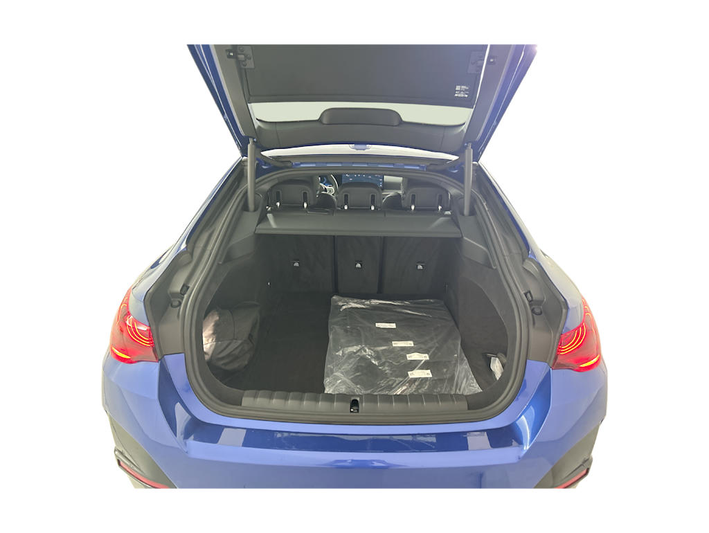 Thumbnail: 2025 BMW i4 - 14