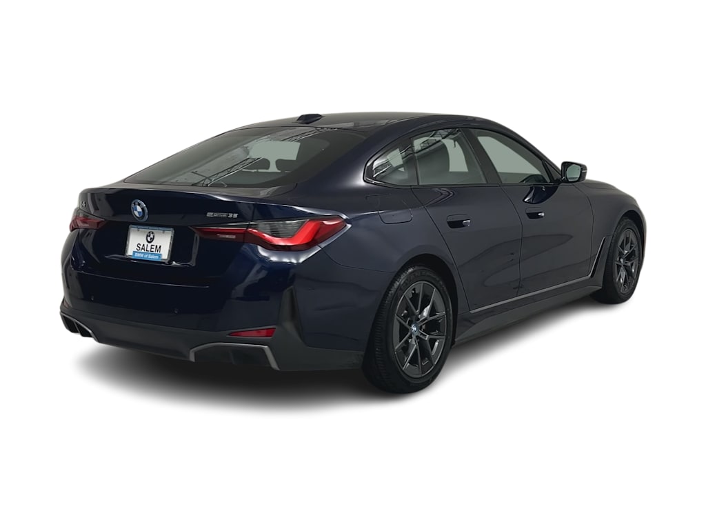 Thumbnail: 2023 BMW i4 - 21