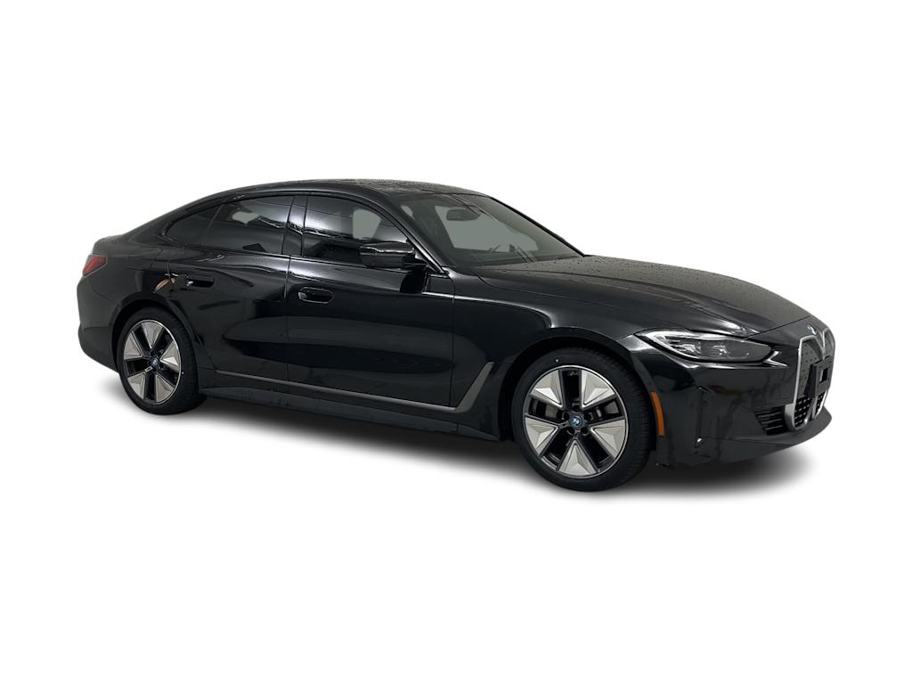 Thumbnail: 2023 BMW i4 - 20