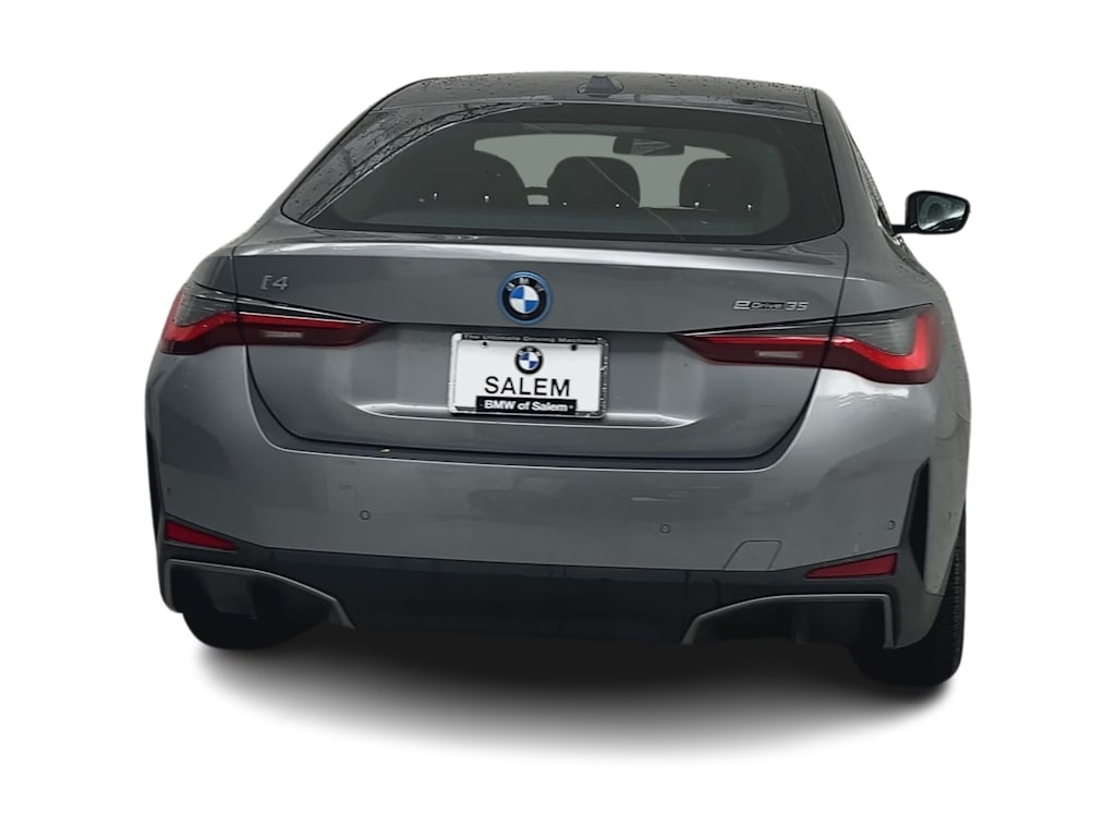 Thumbnail: 2023 BMW i4 - 5