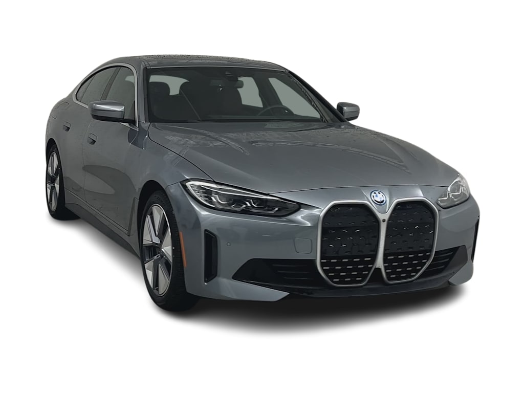 Thumbnail: 2023 BMW i4 - 19