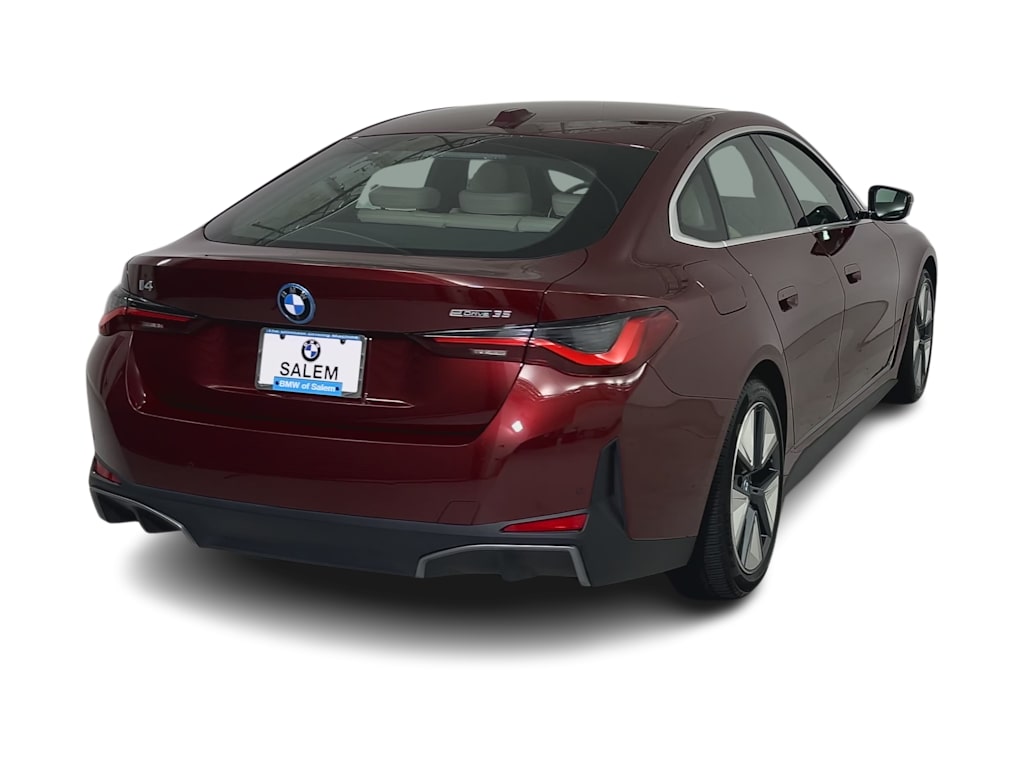 Thumbnail: 2023 BMW i4 - 18
