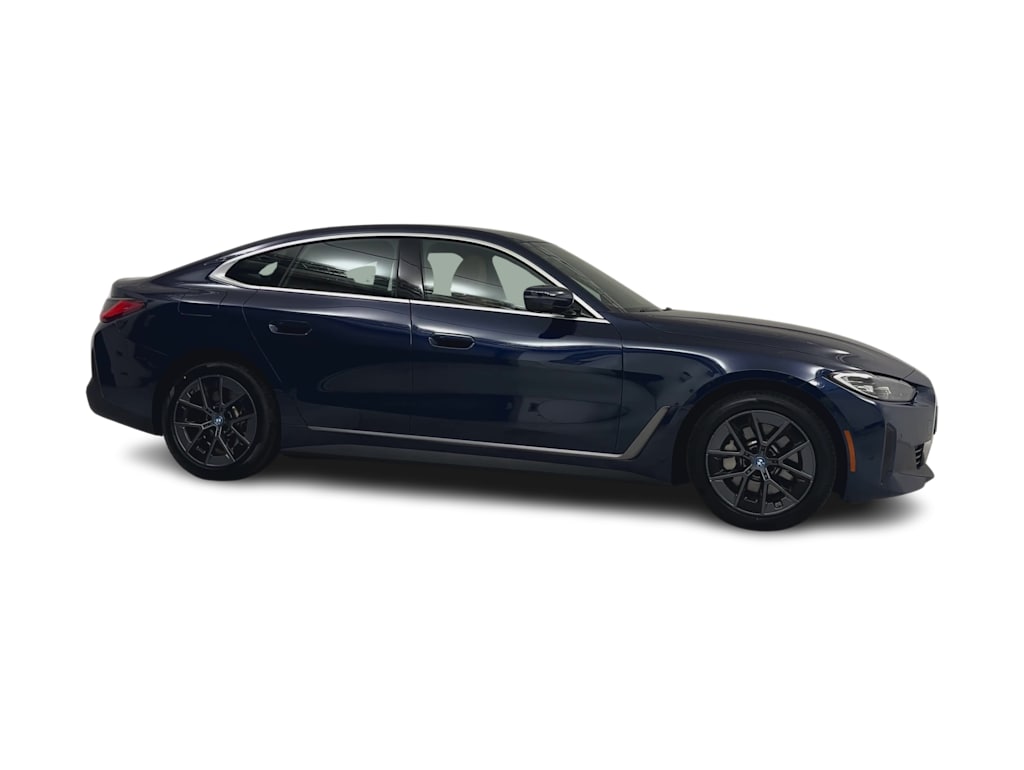 Thumbnail: 2024 BMW i4 - 17