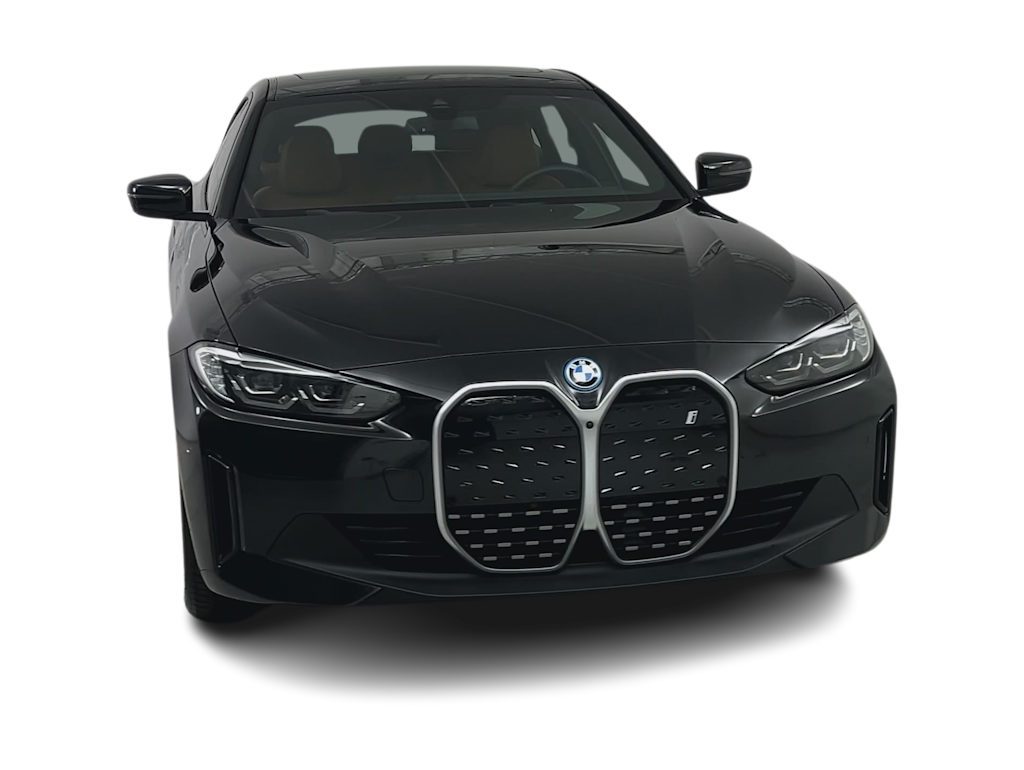 Thumbnail: 2023 BMW i4 - 19