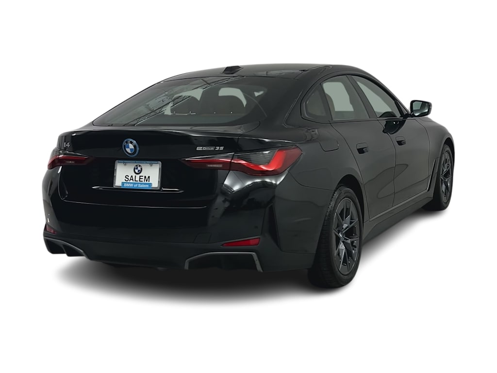 Thumbnail: 2023 BMW i4 - 16