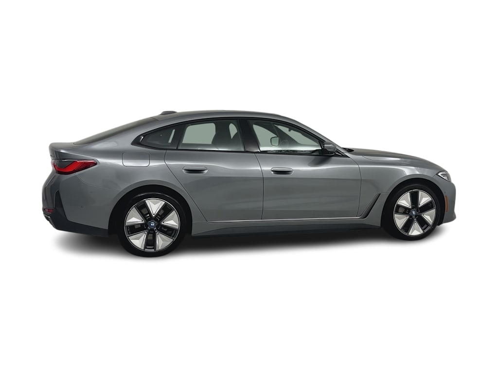 Thumbnail: 2023 BMW i4 - 21