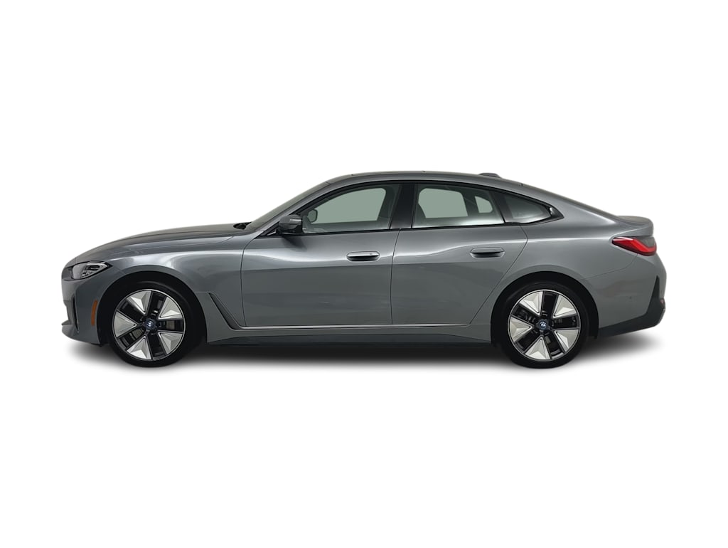 Thumbnail: 2023 BMW i4 - 19
