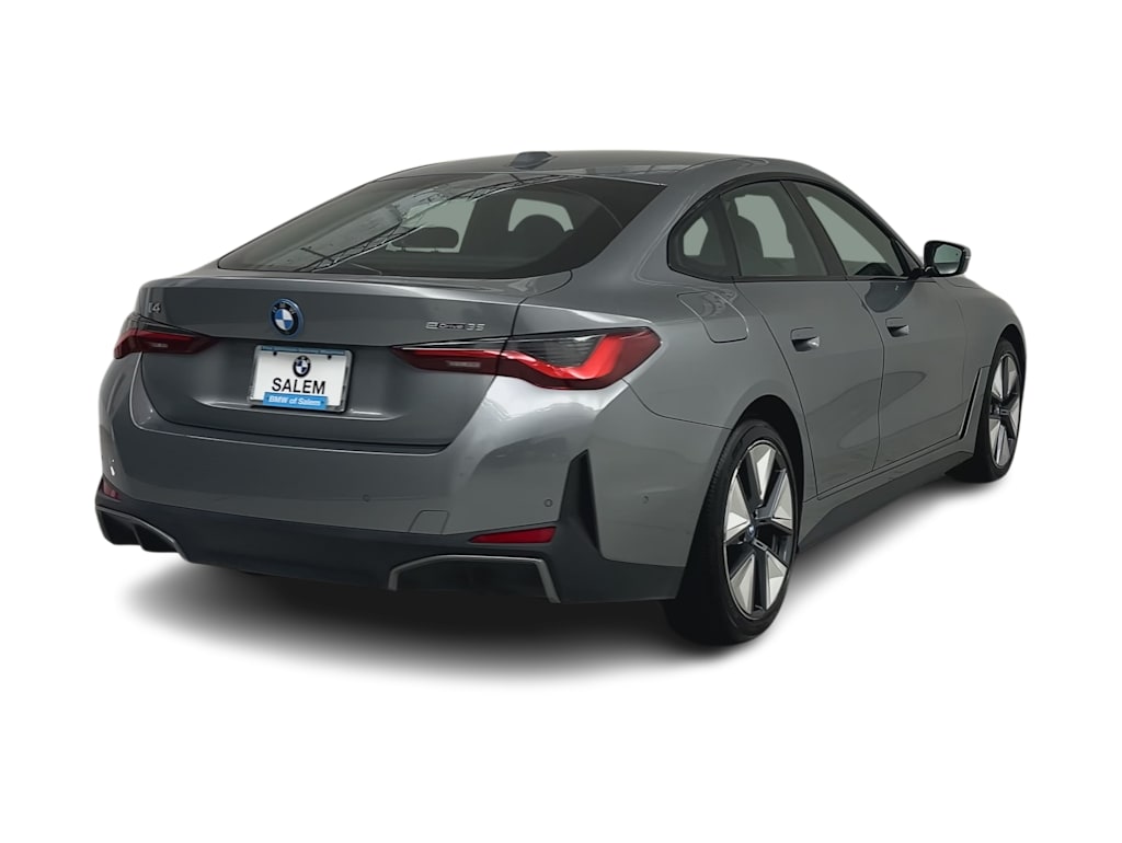 Thumbnail: 2023 BMW i4 - 18