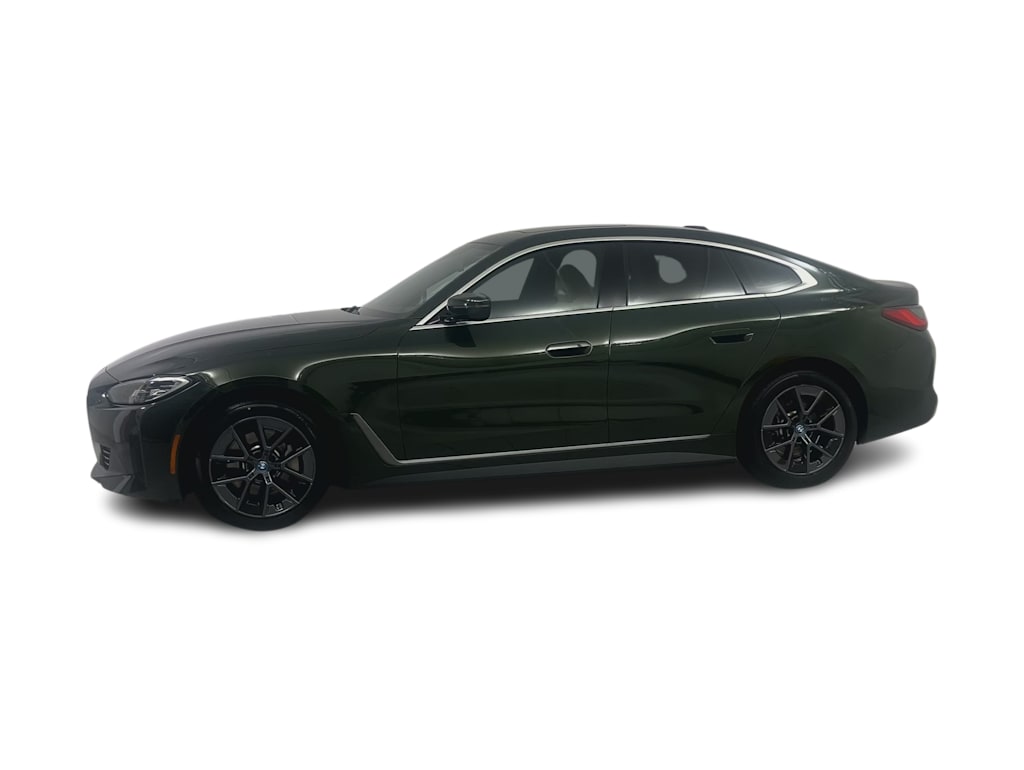 Thumbnail: 2023 BMW i4 - 17
