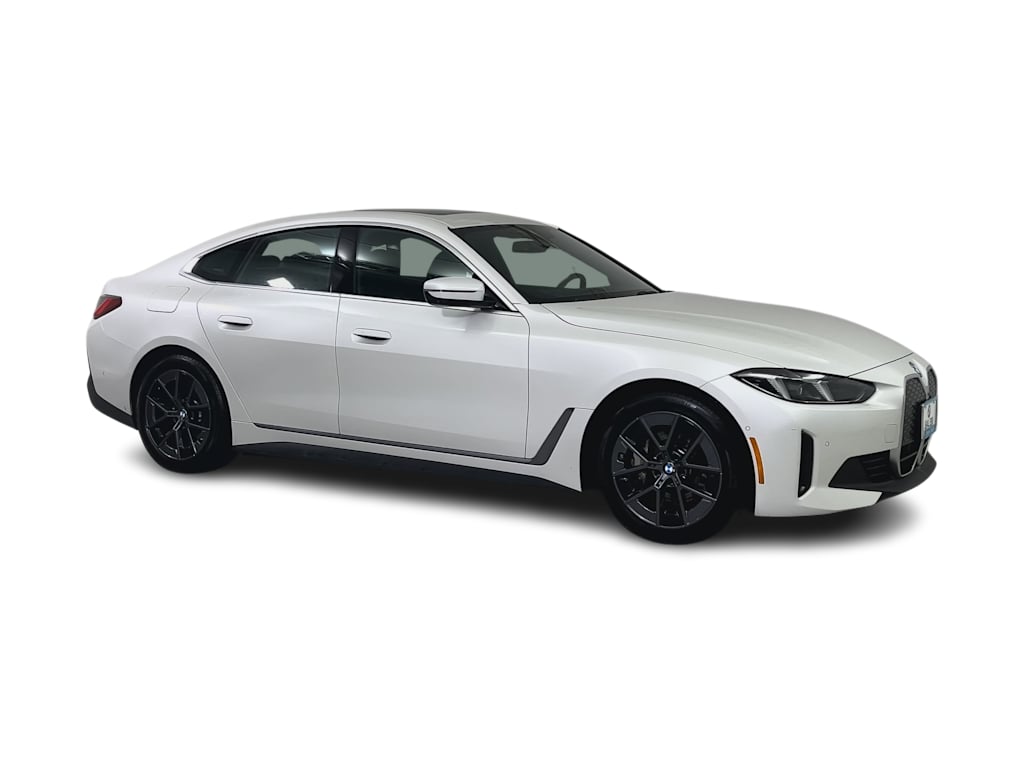 Thumbnail: 2025 BMW i4 - 18