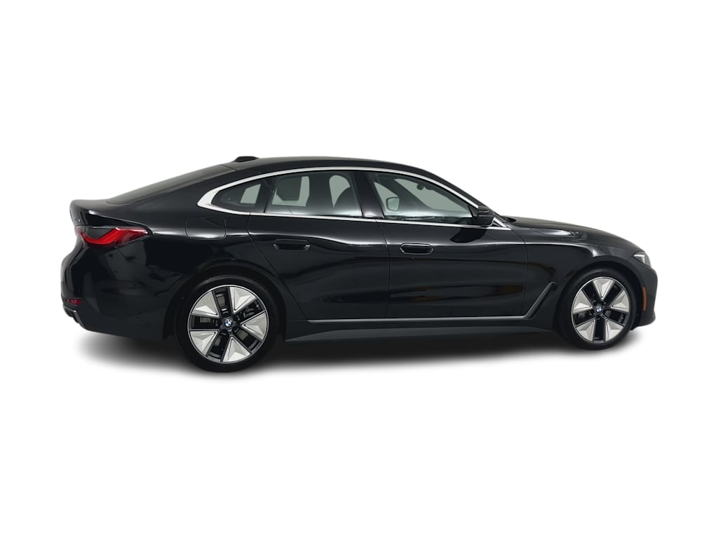 Thumbnail: 2025 BMW i4 - 21