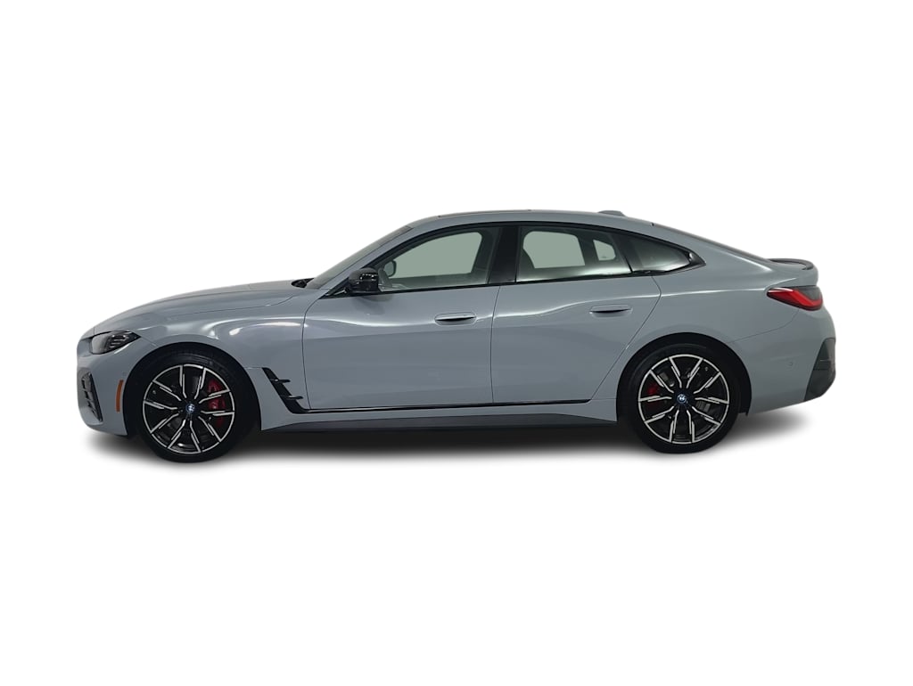 Thumbnail: 2023 BMW i4 - 18