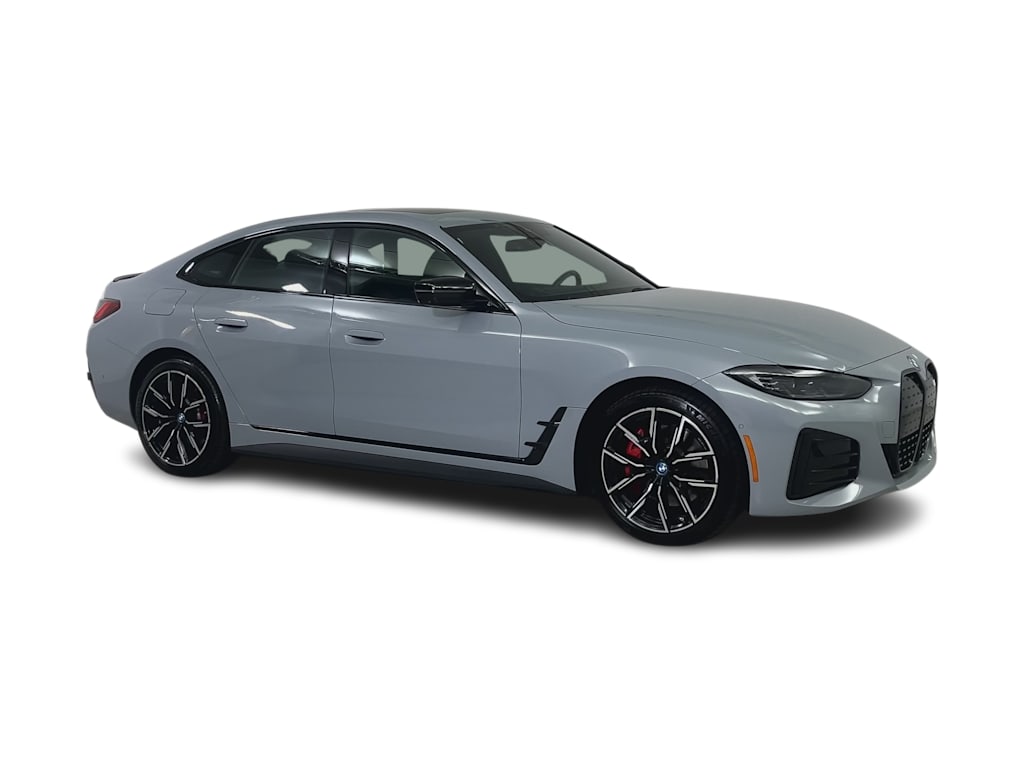 Thumbnail: 2023 BMW i4 - 20