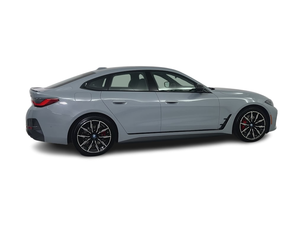 Thumbnail: 2023 BMW i4 - 21
