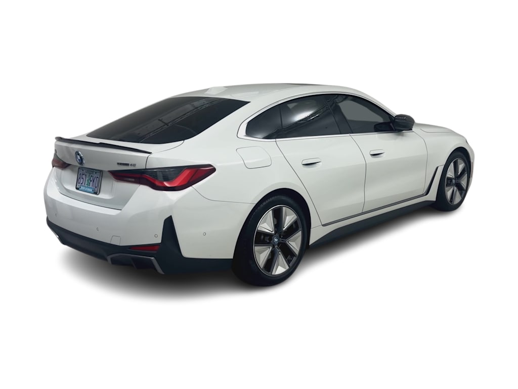 Thumbnail: 2023 BMW i4 - 17