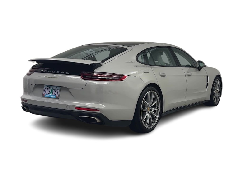 Thumbnail: 2018 Porsche Panamera - 18