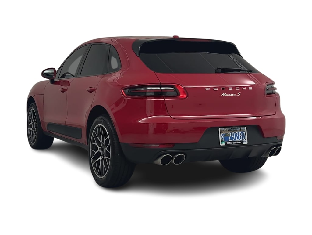 Thumbnail: 2018 Porsche Macan - 18