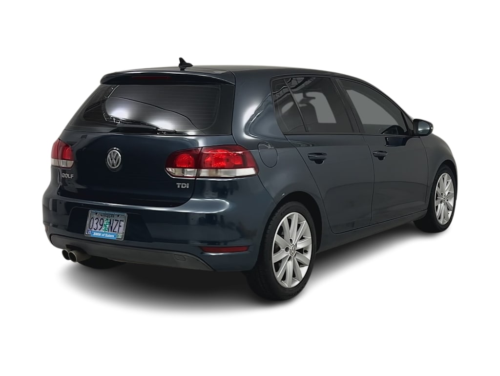 Thumbnail: 2011 Volkswagen Golf - 21