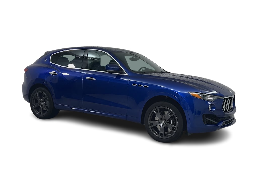 Thumbnail: 2021 Maserati Levante - 18