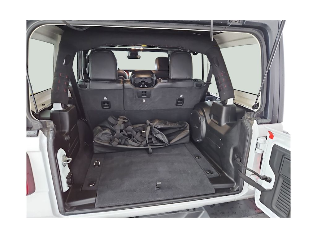 Thumbnail: 2021 Jeep Wrangler - 17