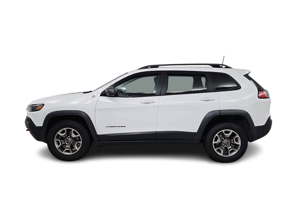 Thumbnail: 2019 Jeep Cherokee - 3