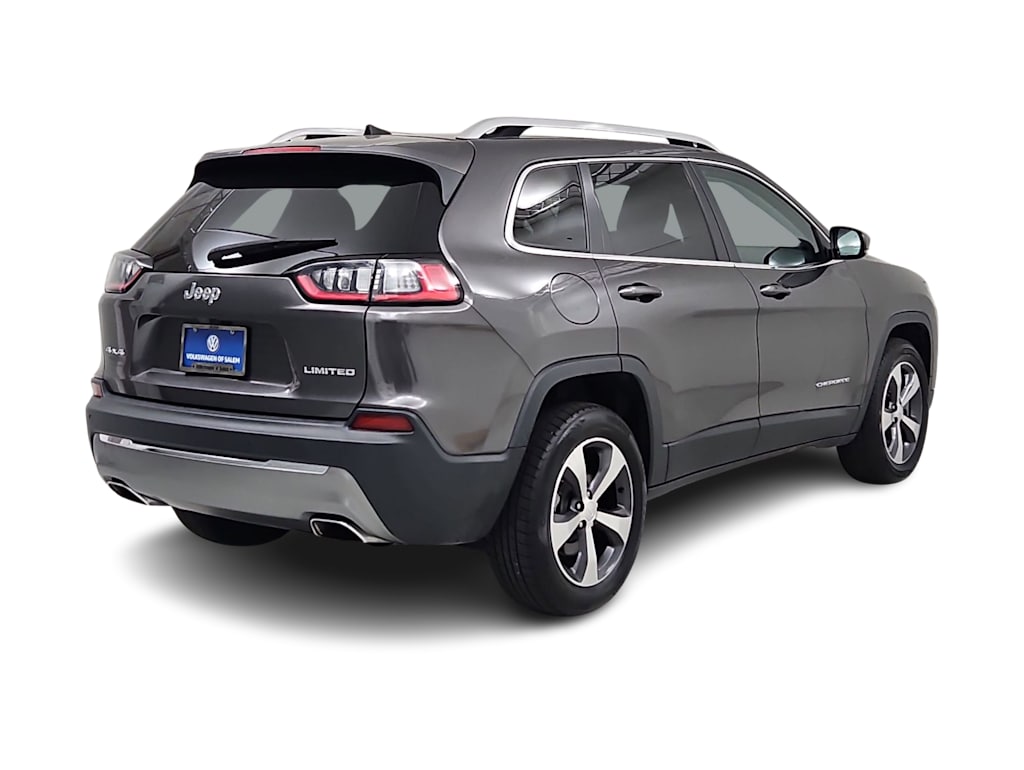 Thumbnail: 2019 Jeep Cherokee - 21