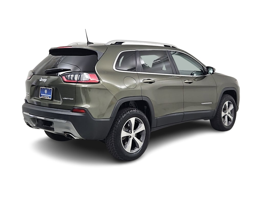 Thumbnail: 2019 Jeep Cherokee - 21