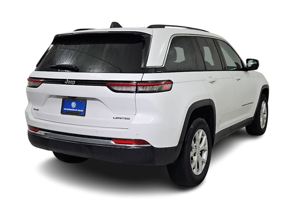 Thumbnail: 2023 Jeep Grand Cherokee - 20