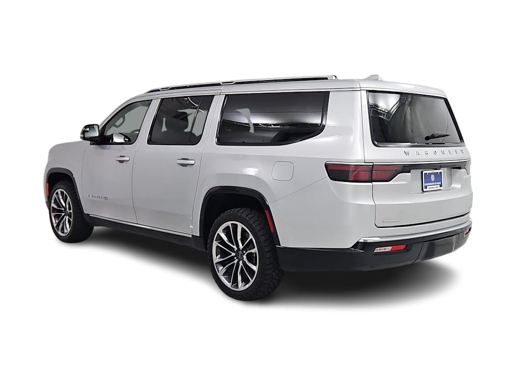 Thumbnail: 2023 Jeep Wagoneer - 4