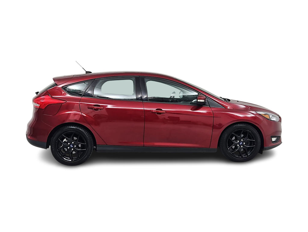 Thumbnail: 2016 Ford Focus - 22