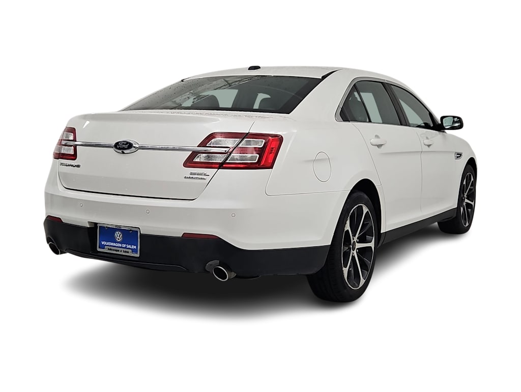 2014 Ford Taurus SEL 21