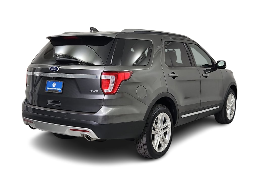 Thumbnail: 2017 Ford Explorer - 20