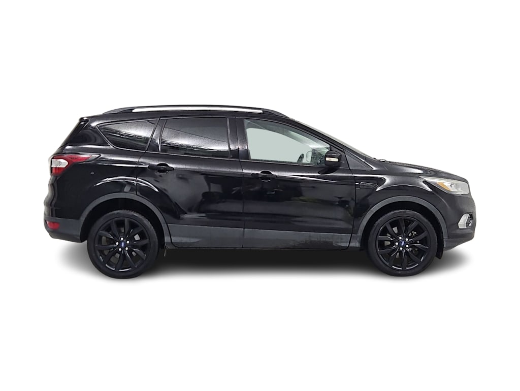 Thumbnail: 2017 Ford Escape - 22