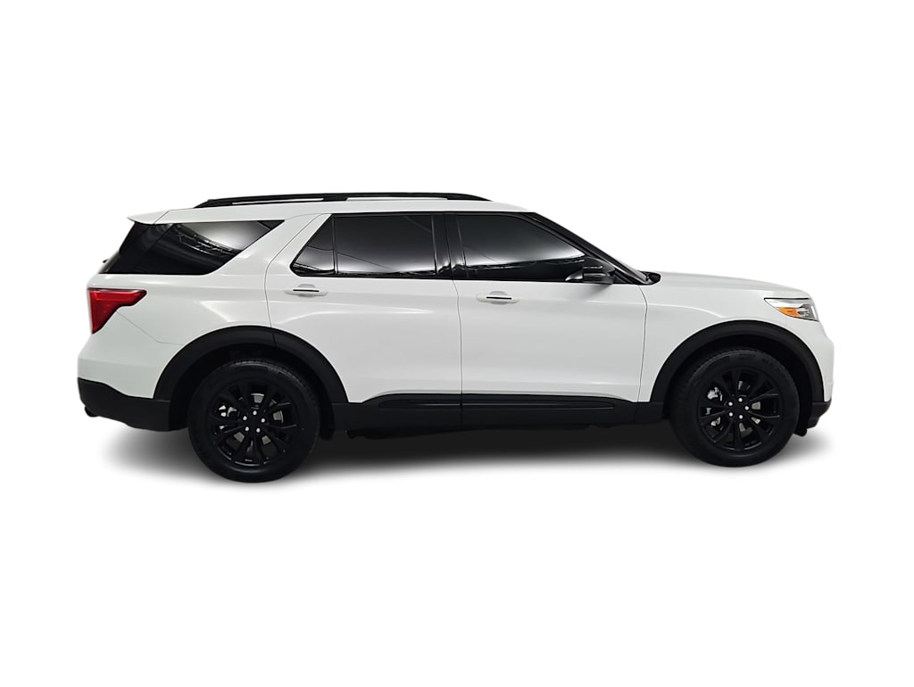 Thumbnail: 2021 Ford Explorer - 21