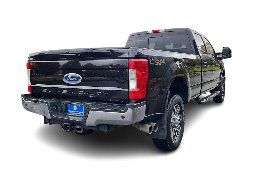 Thumbnail: 2019 Ford F-350 - 21
