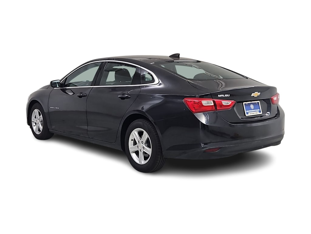 Thumbnail: 2022 Chevrolet Malibu - 4