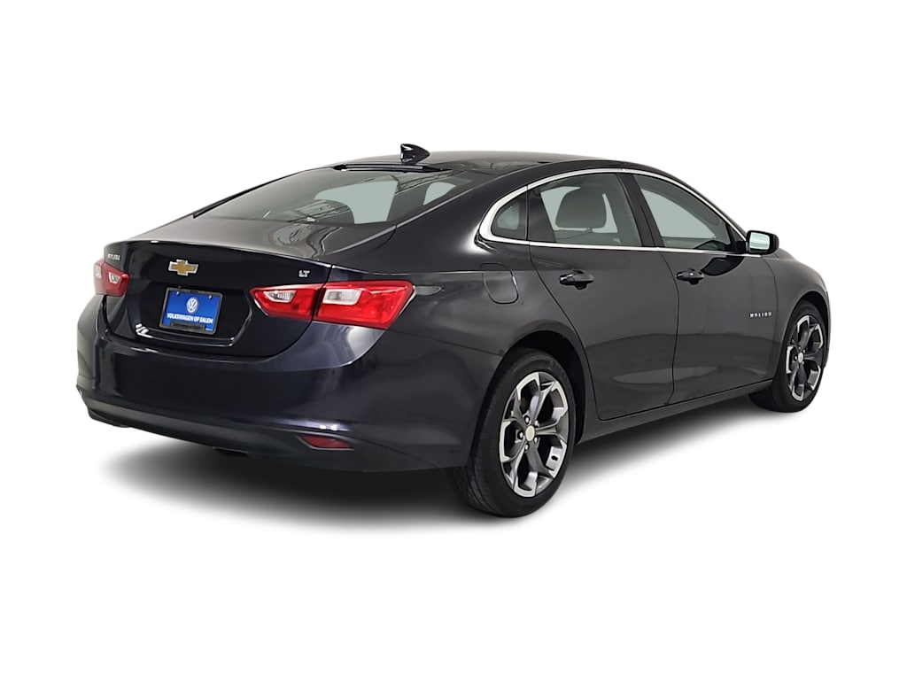 Thumbnail: 2023 Chevrolet Malibu - 21