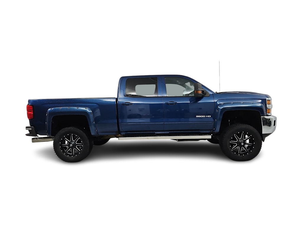 2019 Chevrolet Silverado 3500 LT 21