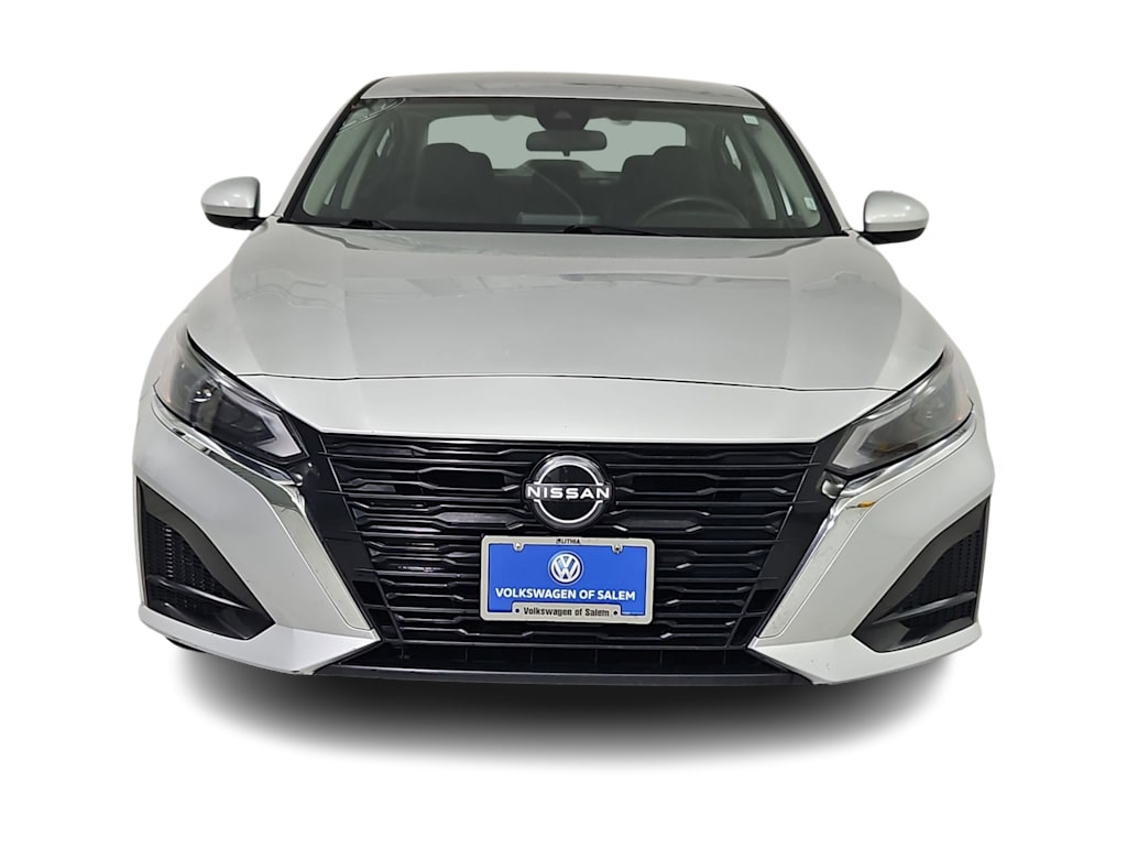 Thumbnail: 2023 Nissan Altima - 6