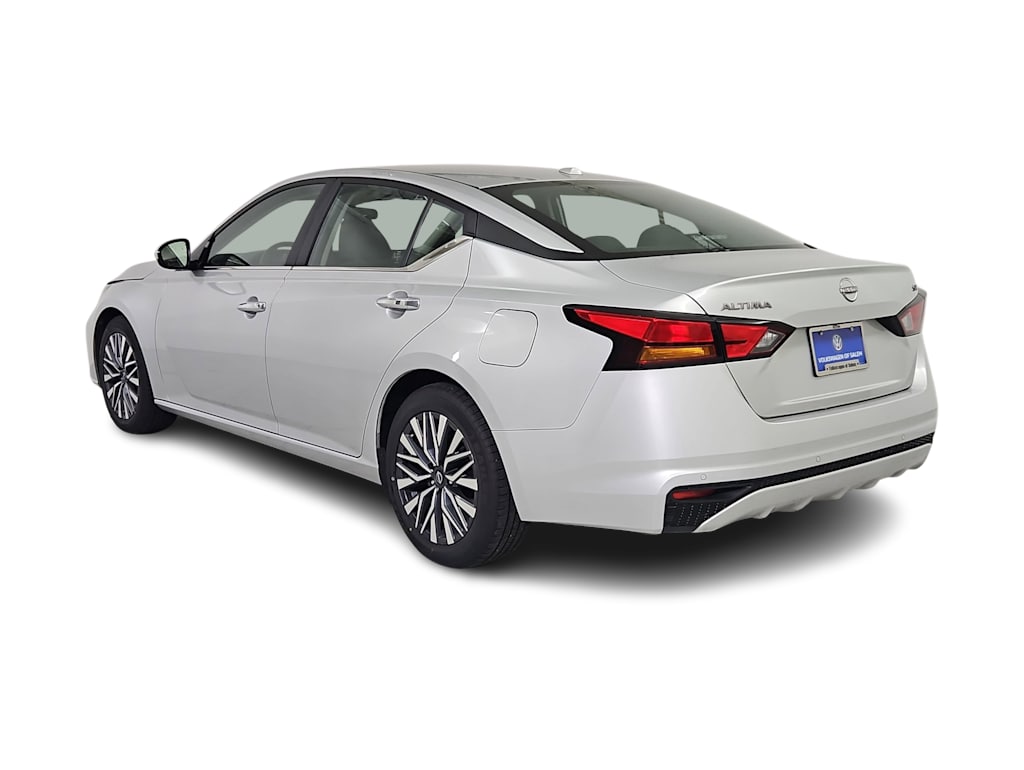 Thumbnail: 2023 Nissan Altima - 4