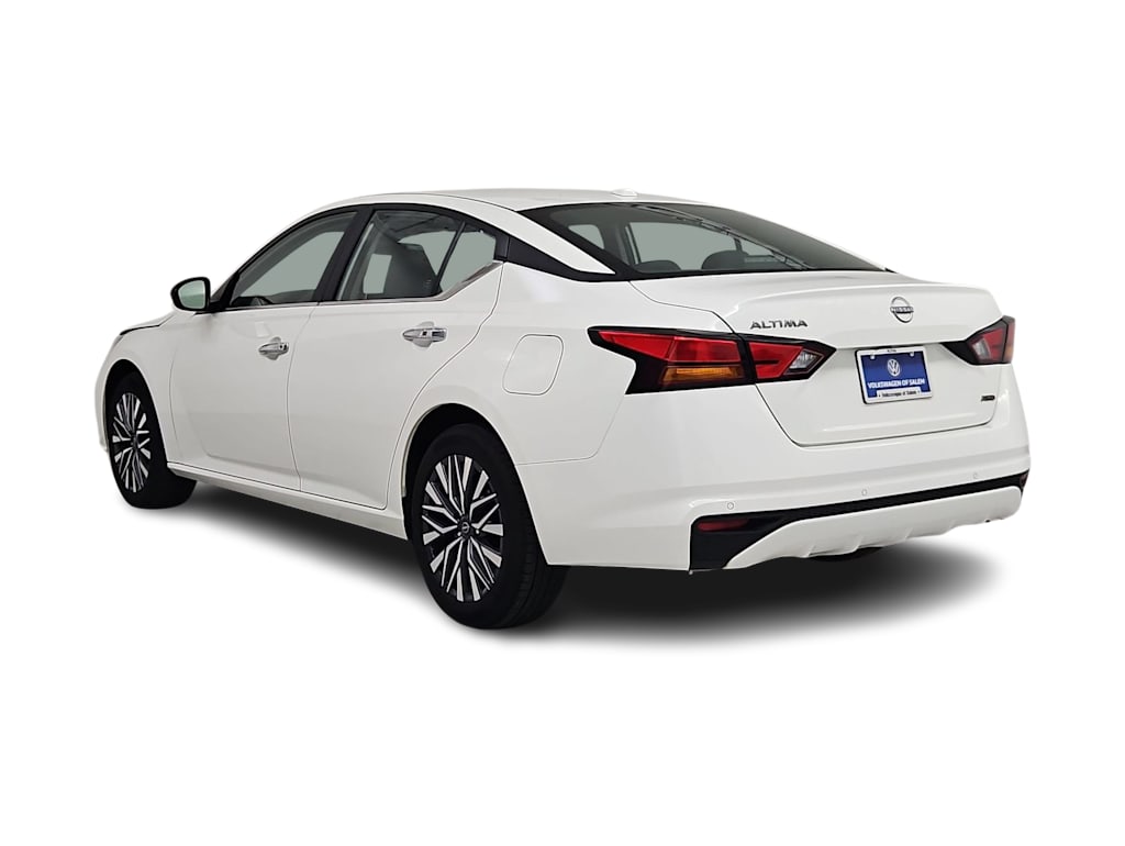 Thumbnail: 2025 Nissan Altima - 4