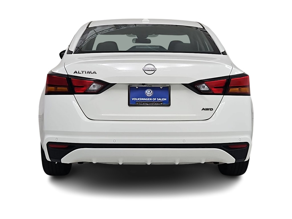 Thumbnail: 2025 Nissan Altima - 5